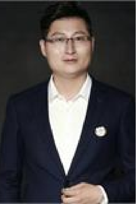 黄成